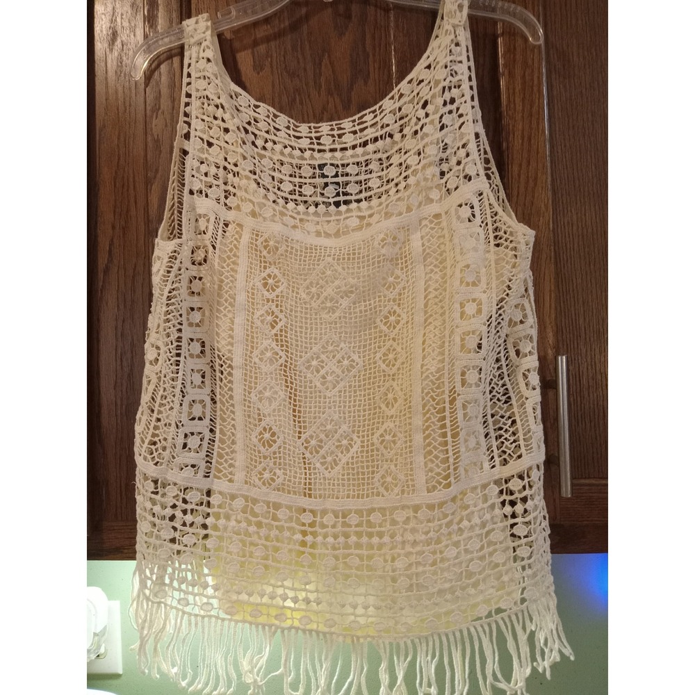 Lauren Ralph Lauren Cream Crochet Lace Fringe Sleeveless Top Medium NWT - Picture 2 of 4